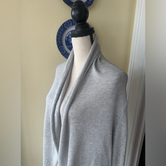 Leith | “Easy Circle” Wool Blend, Lightweight Longer Cardigan - Picture 6 of 10